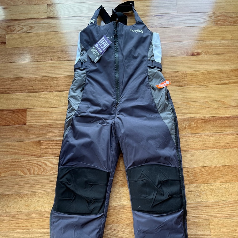 Clam IceArmor Women’s Glacier Float Bibs